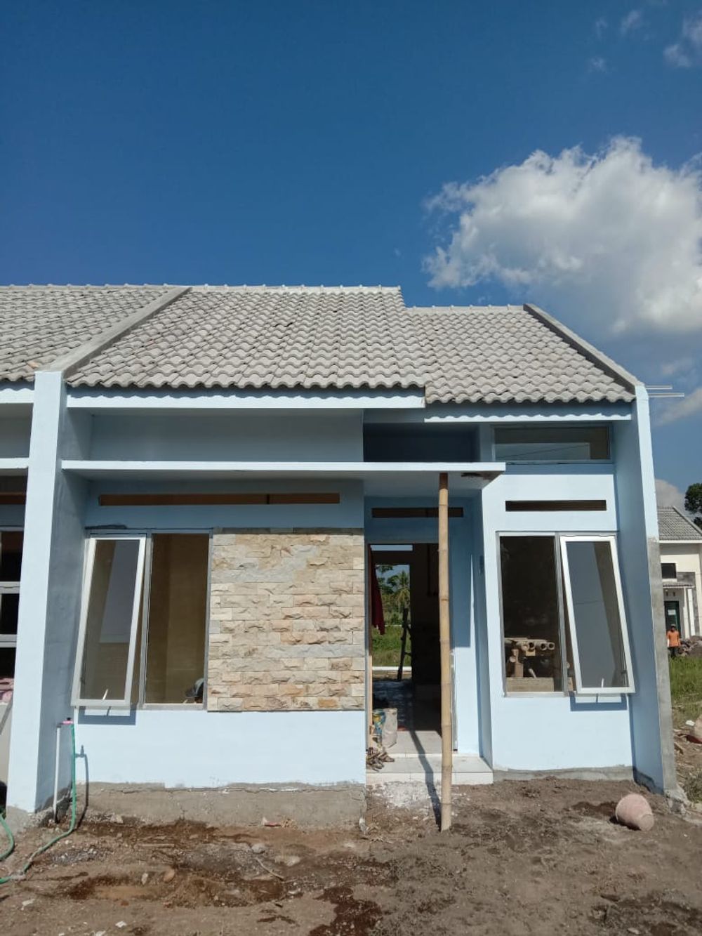 foto tampak rumah tipe 36 perumahan VILLA KEMBANG ASRI