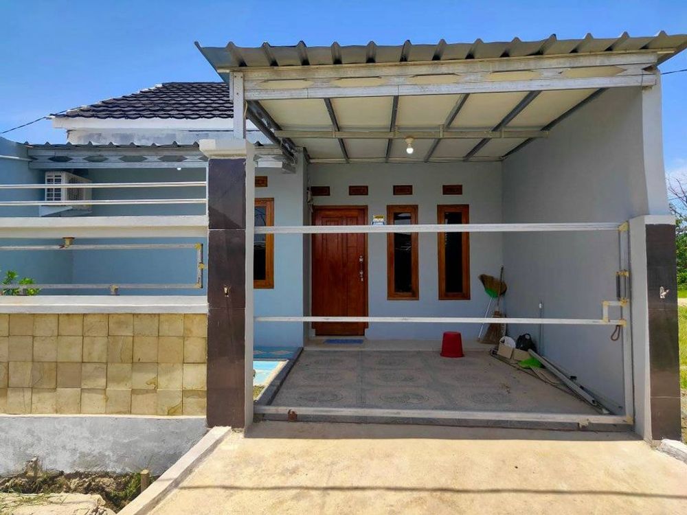 foto tampak rumah tipe 120/60 perumahan Griya Abdi Karya