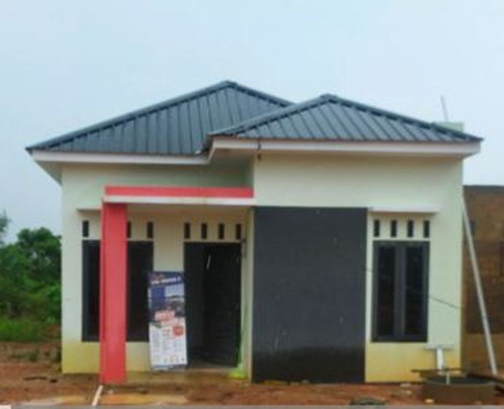 foto tampak rumah tipe RHS 36 perumahan SRI INDAH 2
