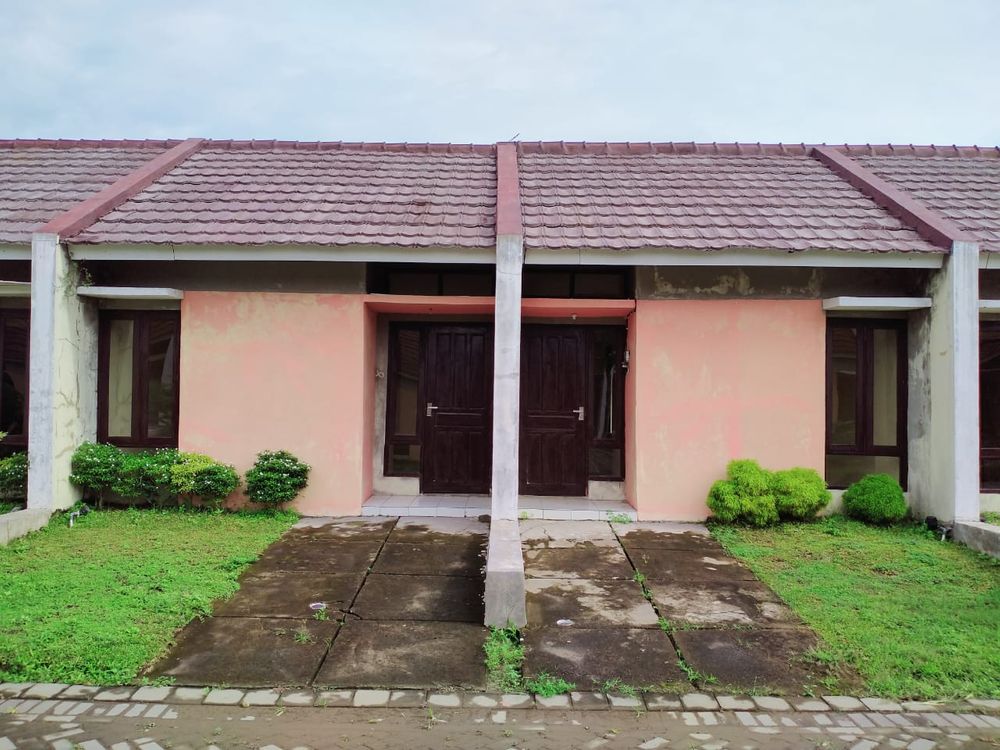 foto tampak rumah tipe SUBSIDI ELITE perumahan Parama Residence