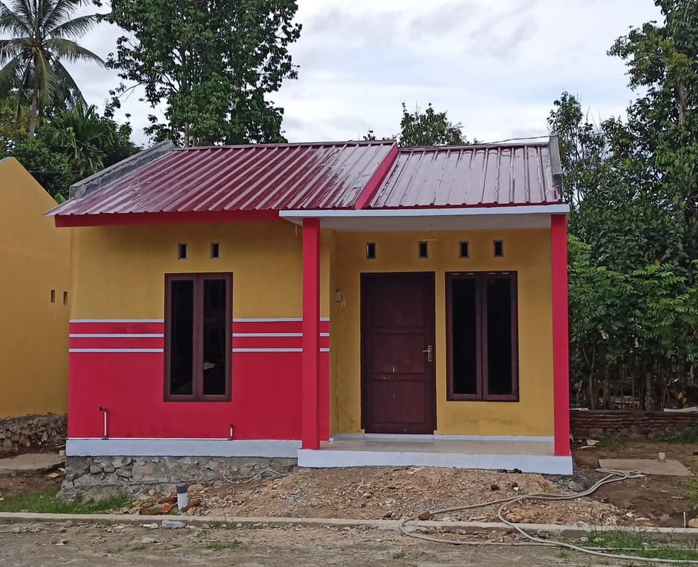 foto tampak rumah tipe 36 perumahan Kharisma Swiss Residence