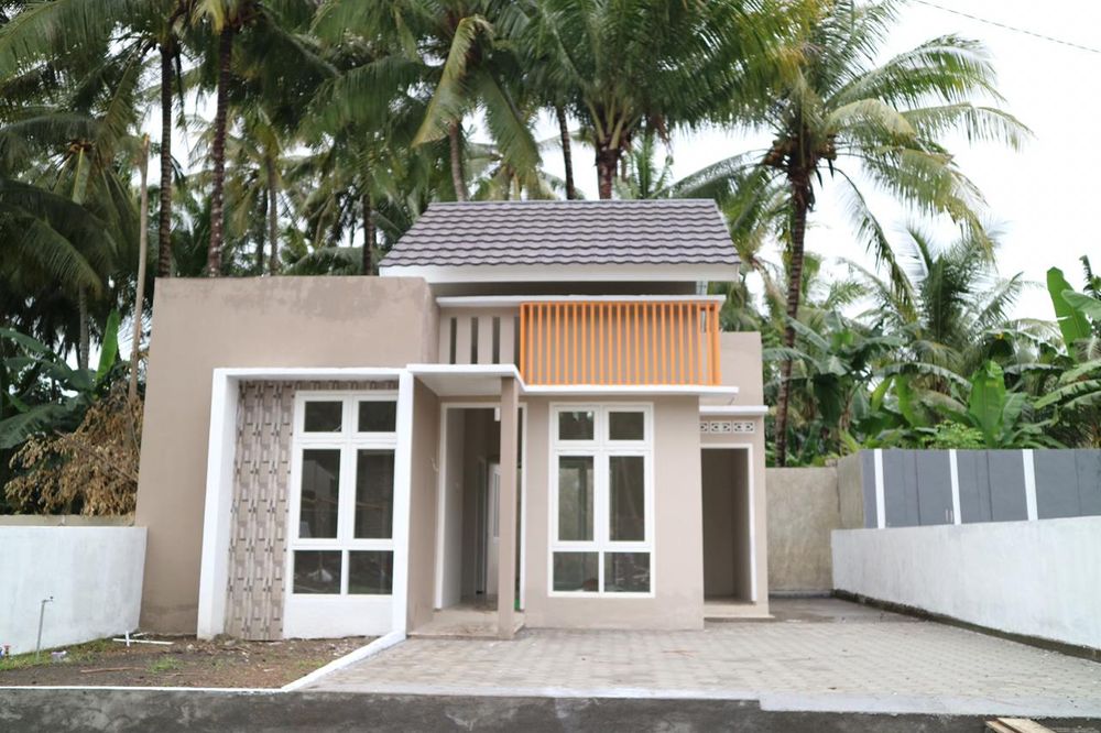 foto tampak rumah tipe KOMERSIL perumahan Griya Aisyah 2