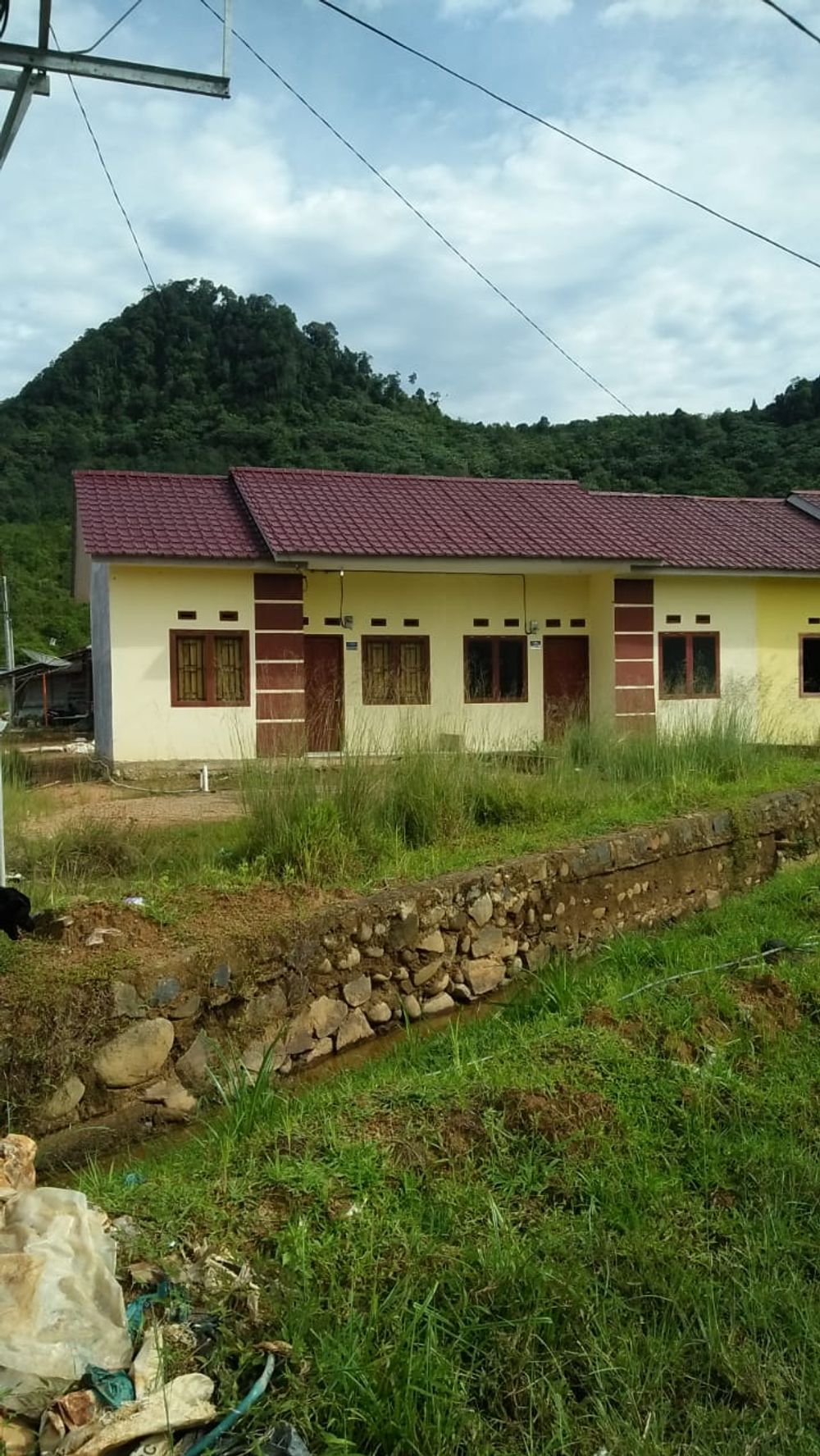 foto tampak rumah tipe 36/90 perumahan GREEN GARDEN