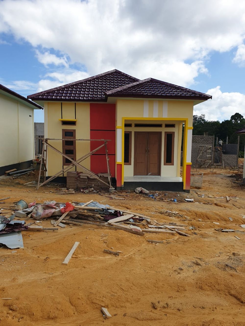 foto tampak rumah tipe 36 perumahan PH ADHYAKSA RESIDENCE