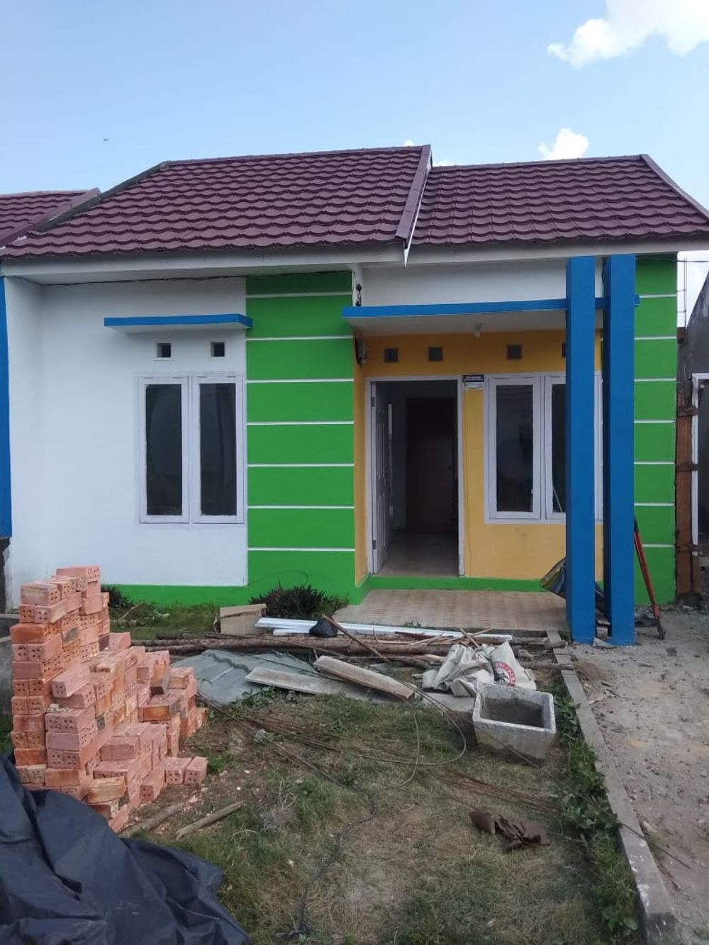 foto tampak rumah tipe STANDAR  perumahan GRIYA BUMI LESTARI