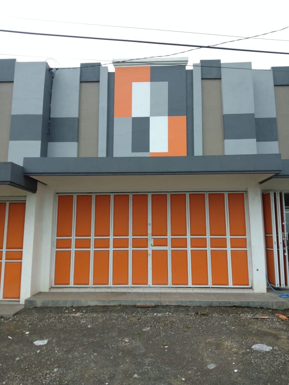 foto tampak rumah tipe Rumah Toko perumahan HAN'S RESIDENCE