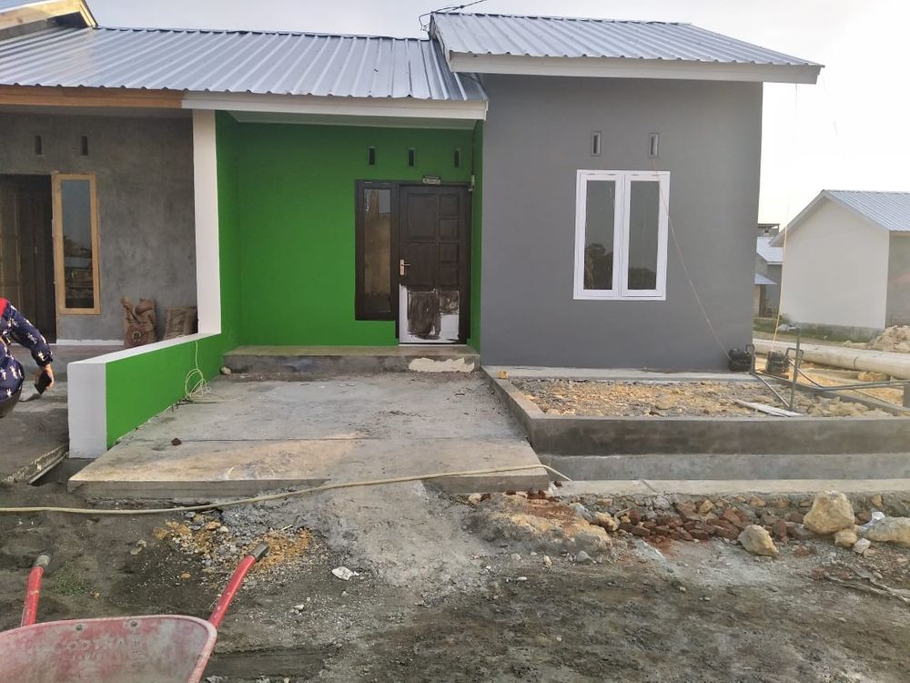 foto tampak rumah tipe TAPAK perumahan Puri Indah Permai