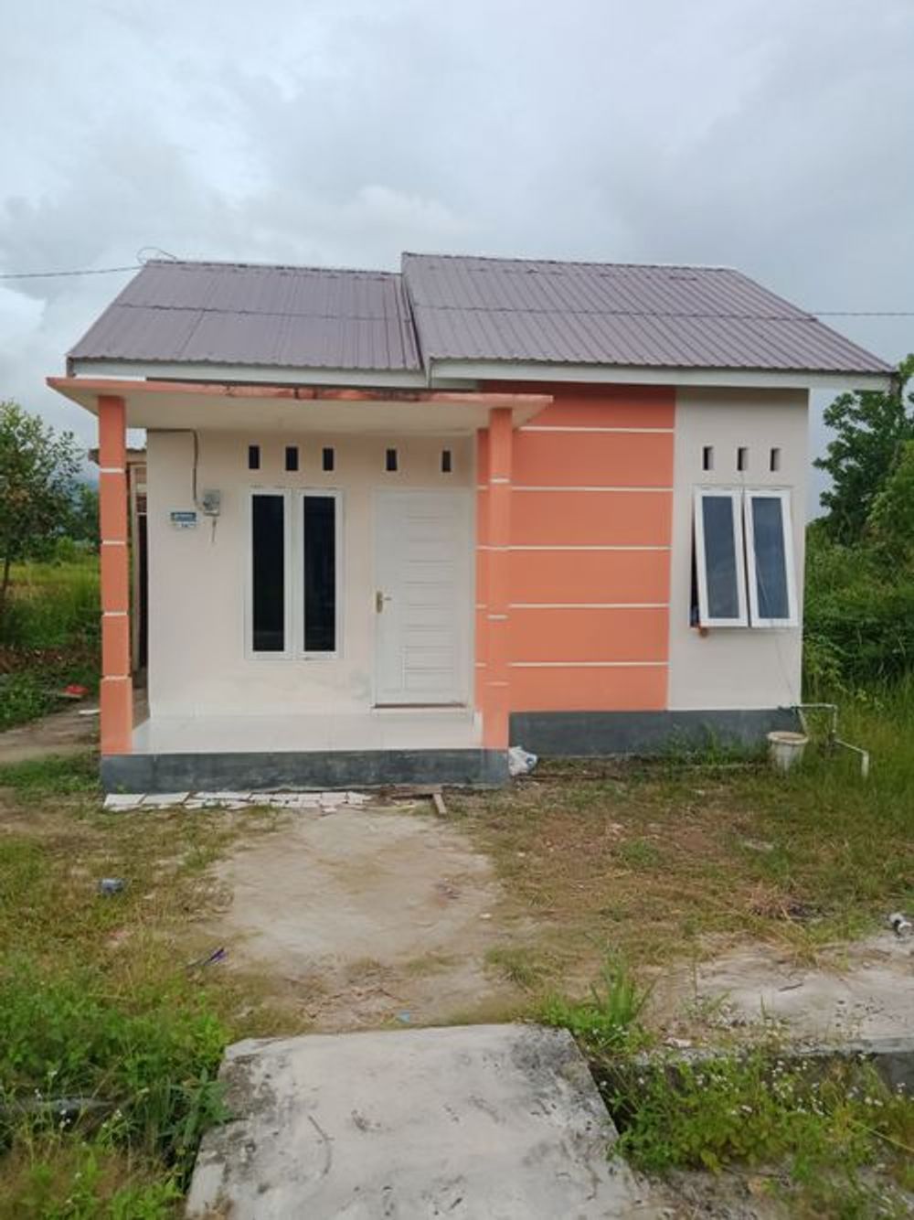 foto tampak rumah tipe 36 perumahan GRIYA PASIR PANJANG INDAH