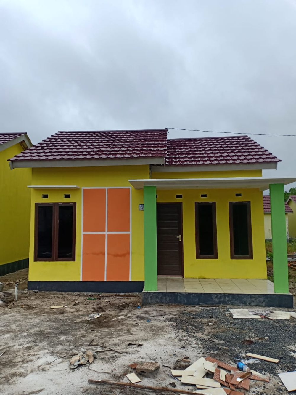 foto tampak rumah tipe 36 Subsidi perumahan King Land 5 Blok K