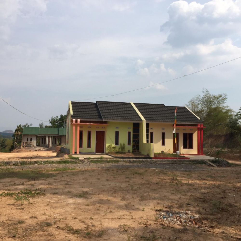 foto tampak rumah tipe 36 / 72 perumahan Bumi Cipayung Asri