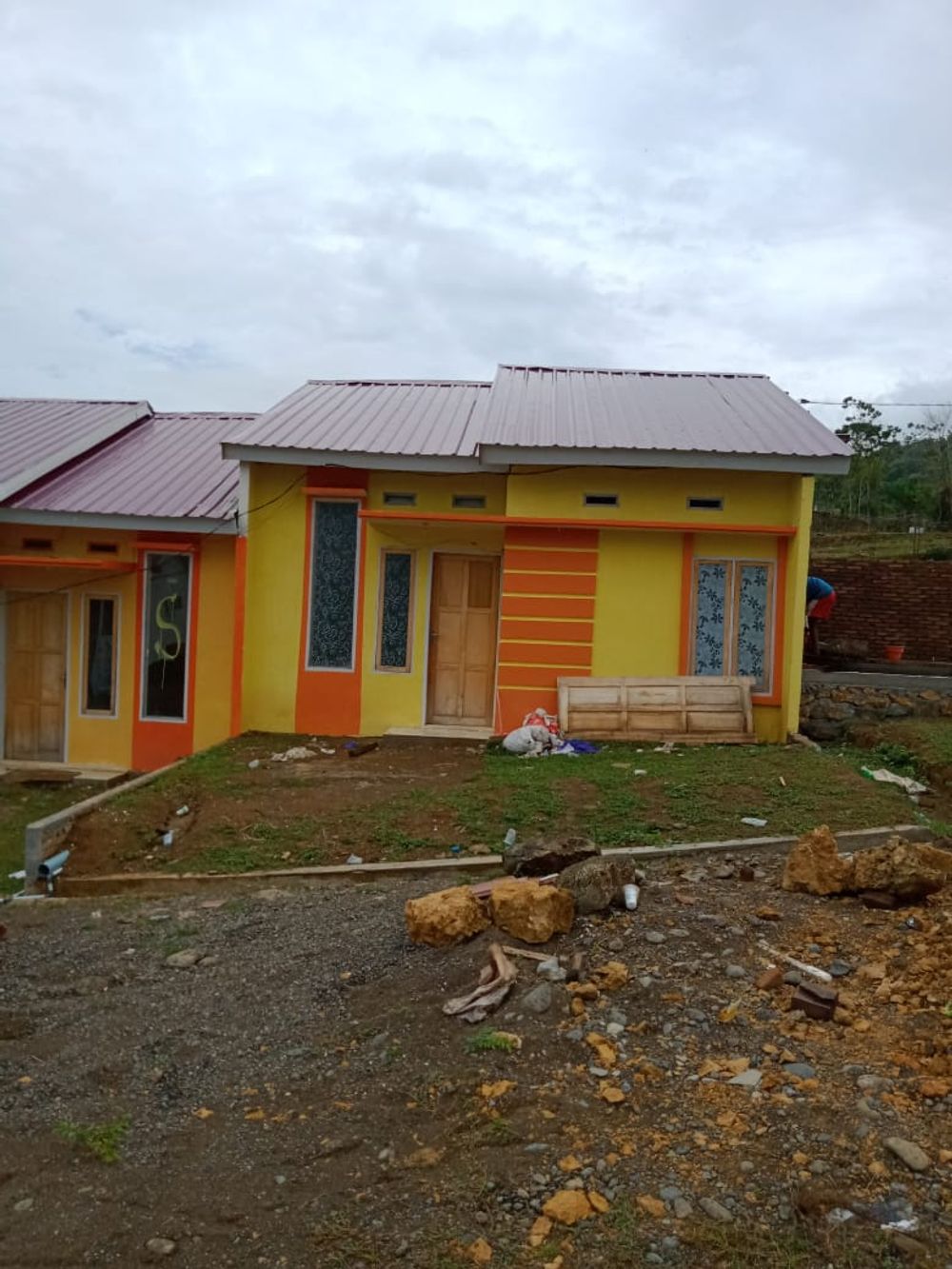 foto tampak rumah tipe 36 perumahan GRAND CITY 2