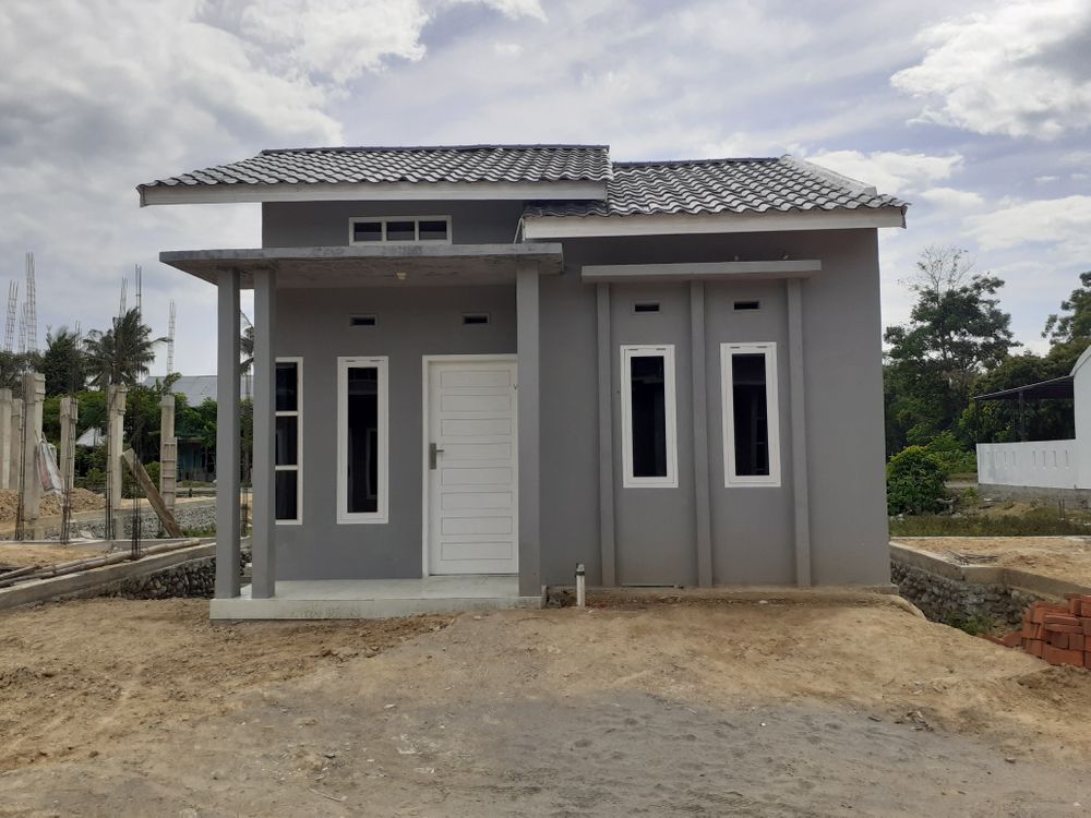 foto tampak rumah tipe 36/100 perumahan KUTA INDAH IV