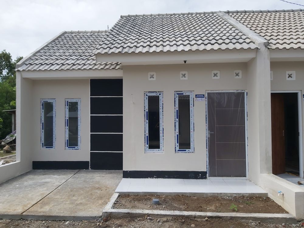 foto tampak rumah tipe 36/60 perumahan PERUMAHAN PURI TAWANG REJO INDAH