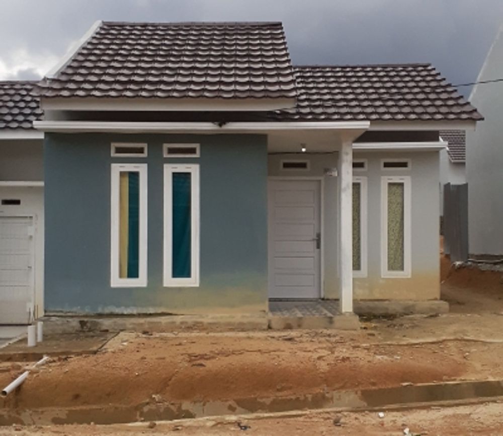 foto tampak rumah tipe RHS 36 perumahan puri indah marsawa