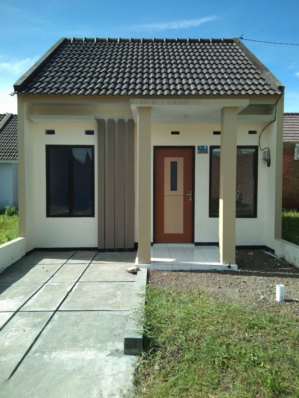 foto tampak rumah tipe 30 perumahan Green City