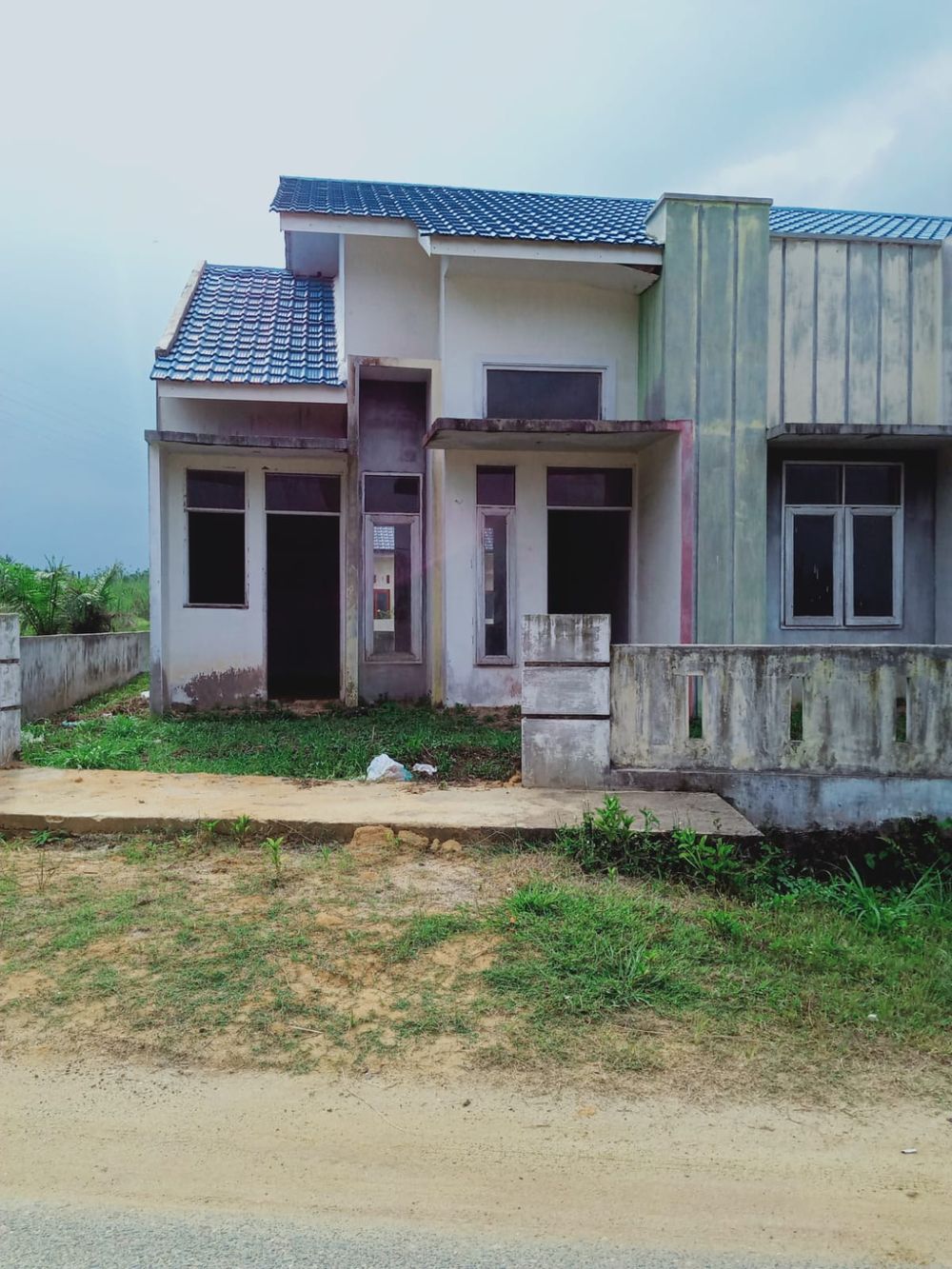 foto tampak rumah tipe 65 perumahan GRAND PERMAI ASRI