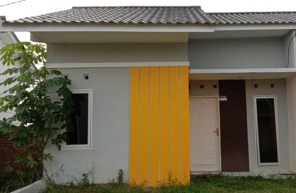 foto tampak rumah tipe 36/72 perumahan Kenanga Asri