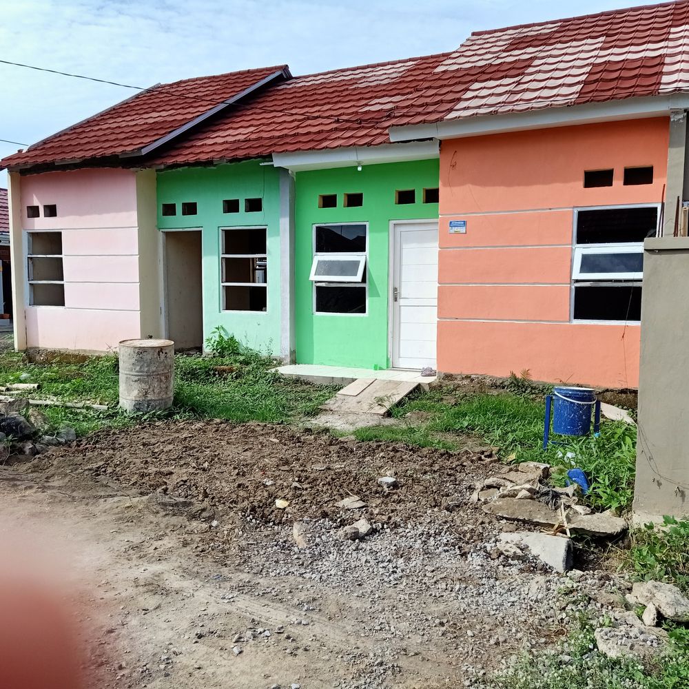 foto tampak rumah tipe 36/60 perumahan JANGKAR MAS BOULEVARD
