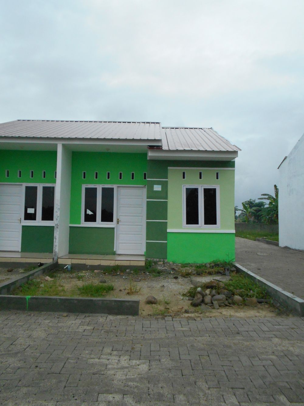 foto tampak rumah tipe Subsidi perumahan Puri Akasia 2