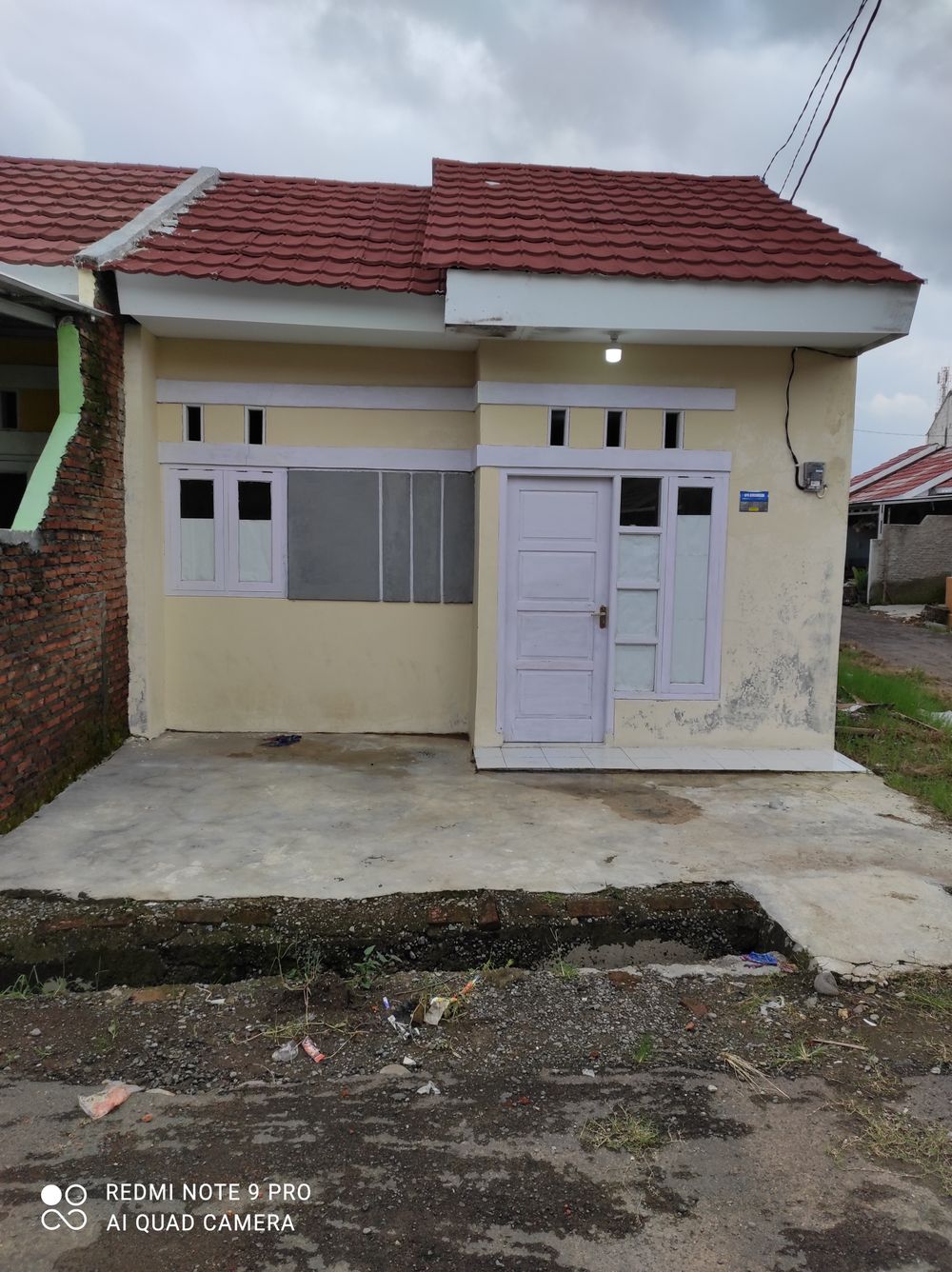 foto tampak rumah tipe 30/60 perumahan Taman Duta Regency