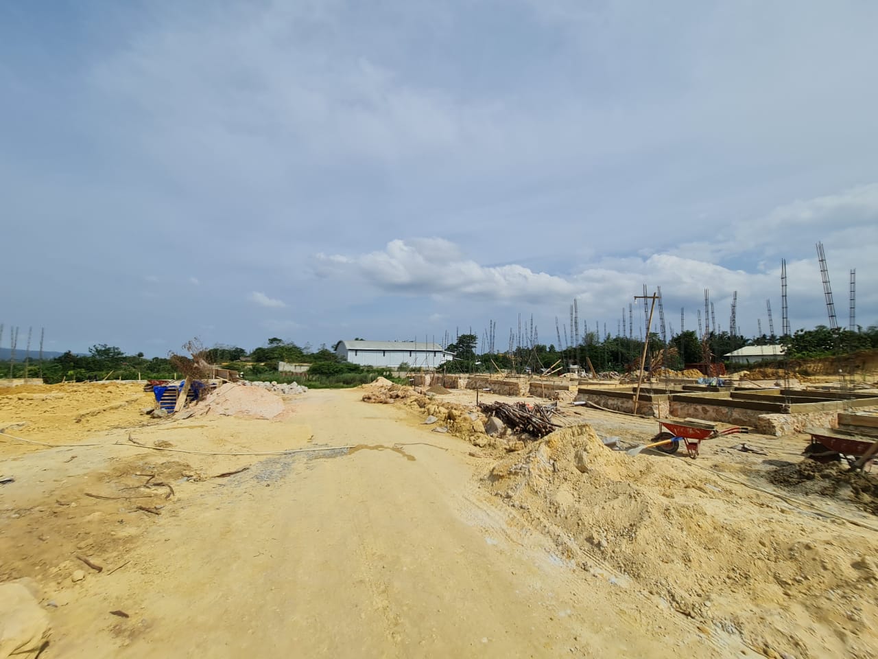 foto tampak rumah tipe 36 perumahan PESONA KING ADHAM RESIDENCE