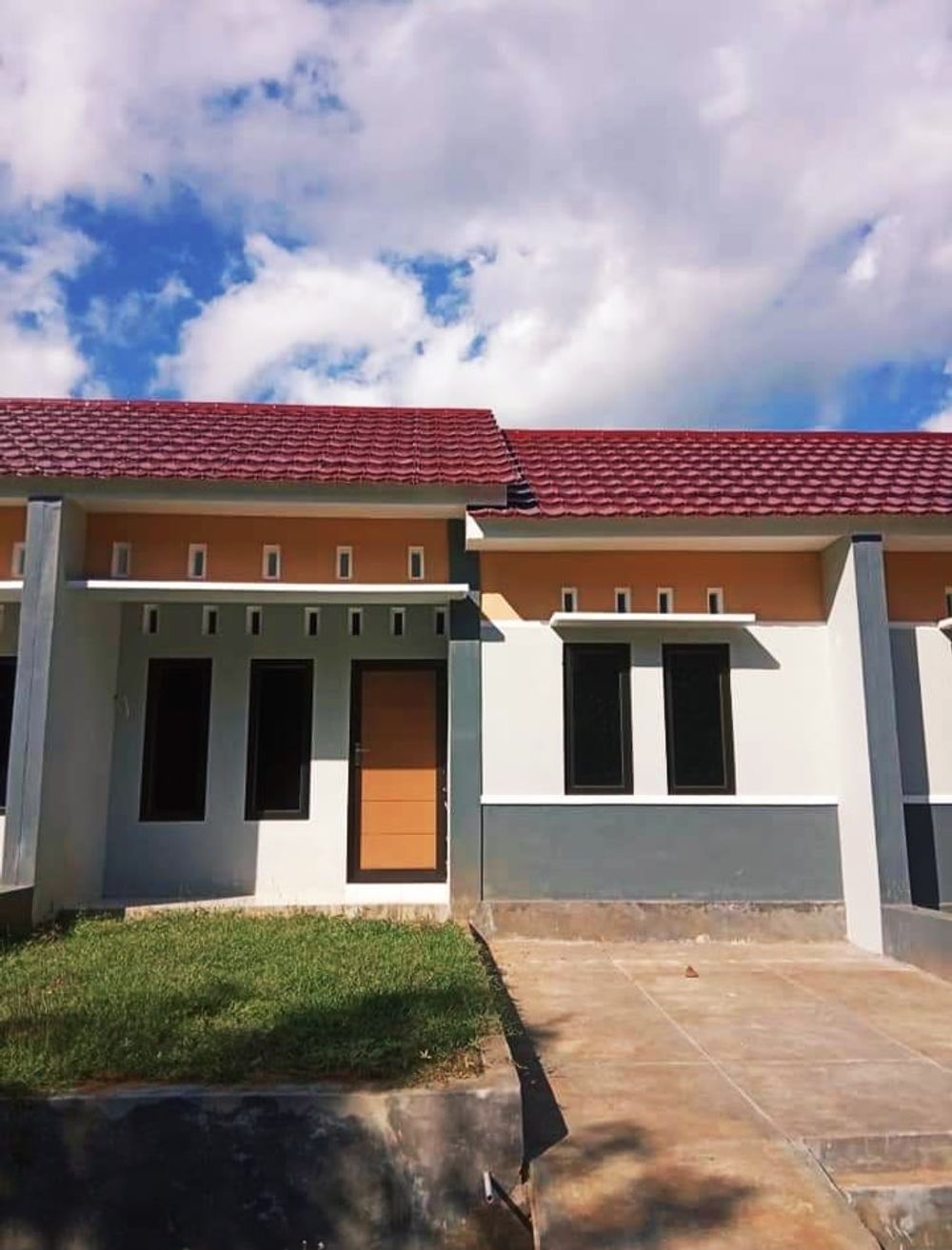 foto tampak rumah tipe 36/72 perumahan Bukit Kalibagor Indah Tahap 3