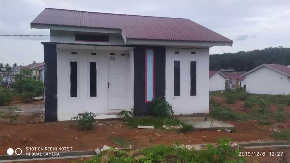 foto tampak rumah tipe 36 perumahan PONDOK BULAT