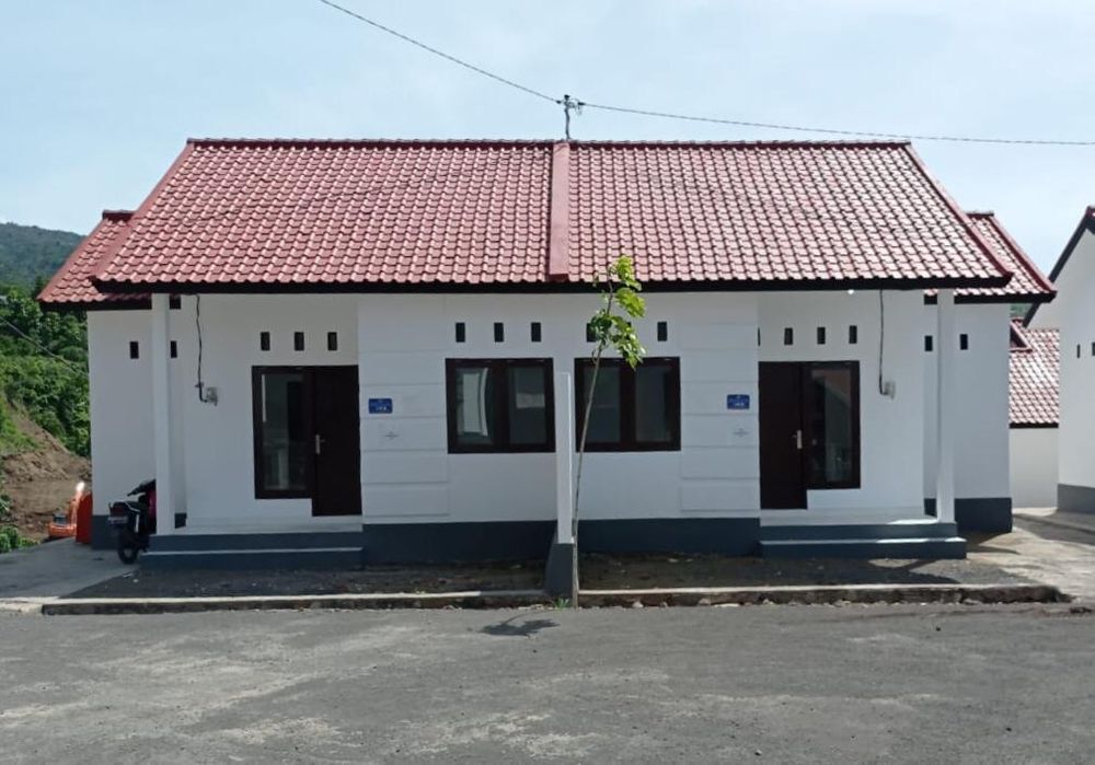 foto tampak rumah tipe RUMAH MURAH perumahan TAMAN WIRA LOVINA
