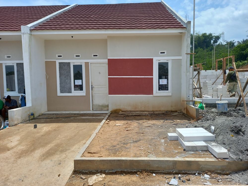 foto tampak rumah tipe 30/60 perumahan PERUM GRAHA RAYA 3 KLIRIS Ext 1