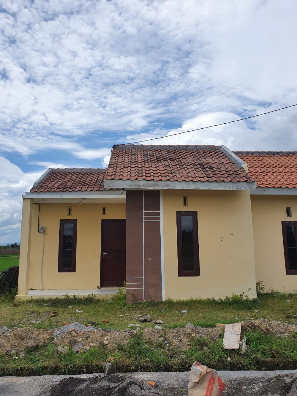 foto tampak rumah tipe 24 perumahan Tirta Nirwana