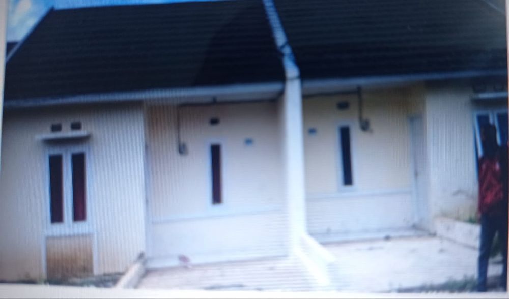 foto tampak rumah tipe 30/60 perumahan Cempaka lemahneundeut permai