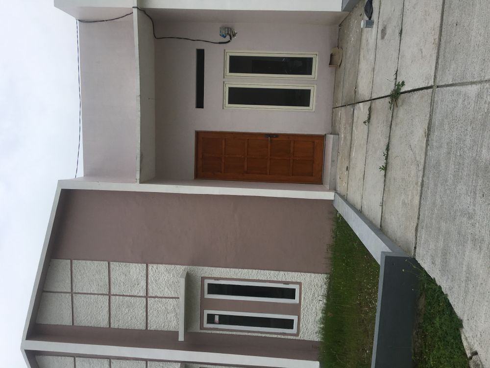 foto tampak rumah tipe Tulip perumahan Graha pratama residence