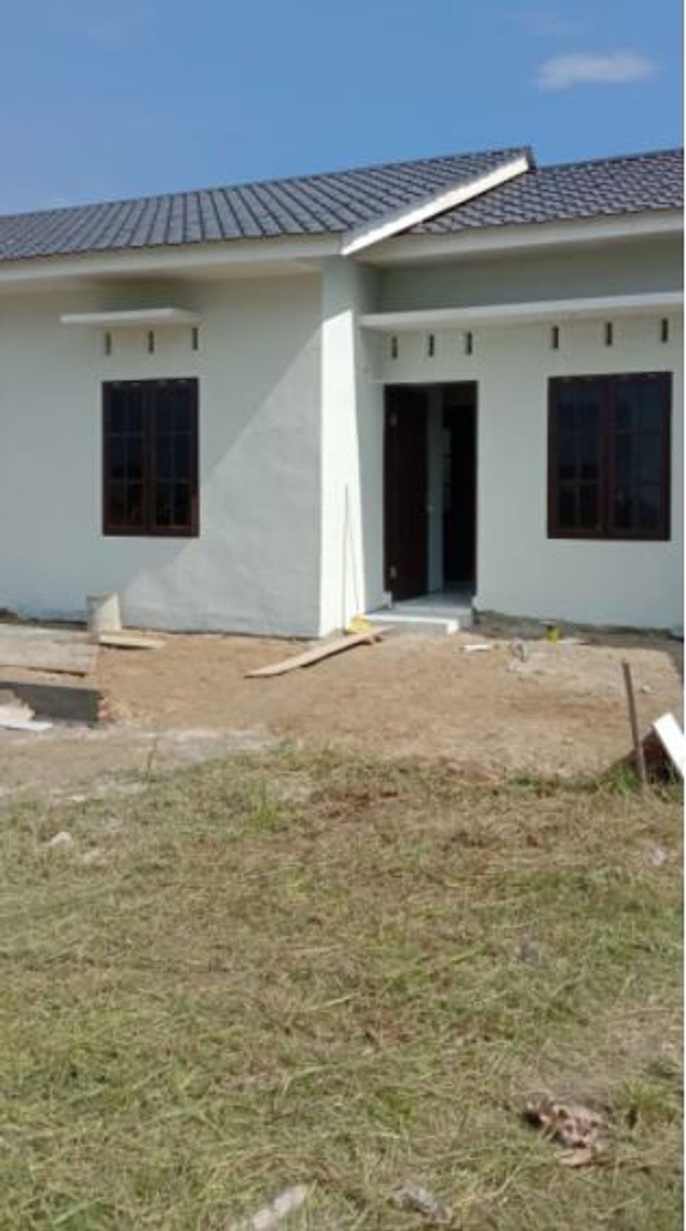 foto tampak rumah tipe B (subsidi) perumahan PESONA MARTUBUNG 2