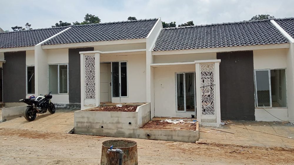 foto tampak rumah tipe 30/60 perumahan BUKIT MAHARANI