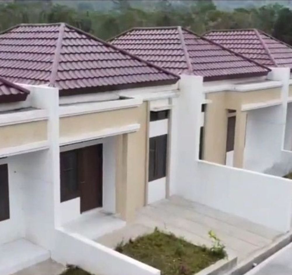 foto tampak rumah tipe ANGGREK perumahan NEWTOWN RESIDENCE