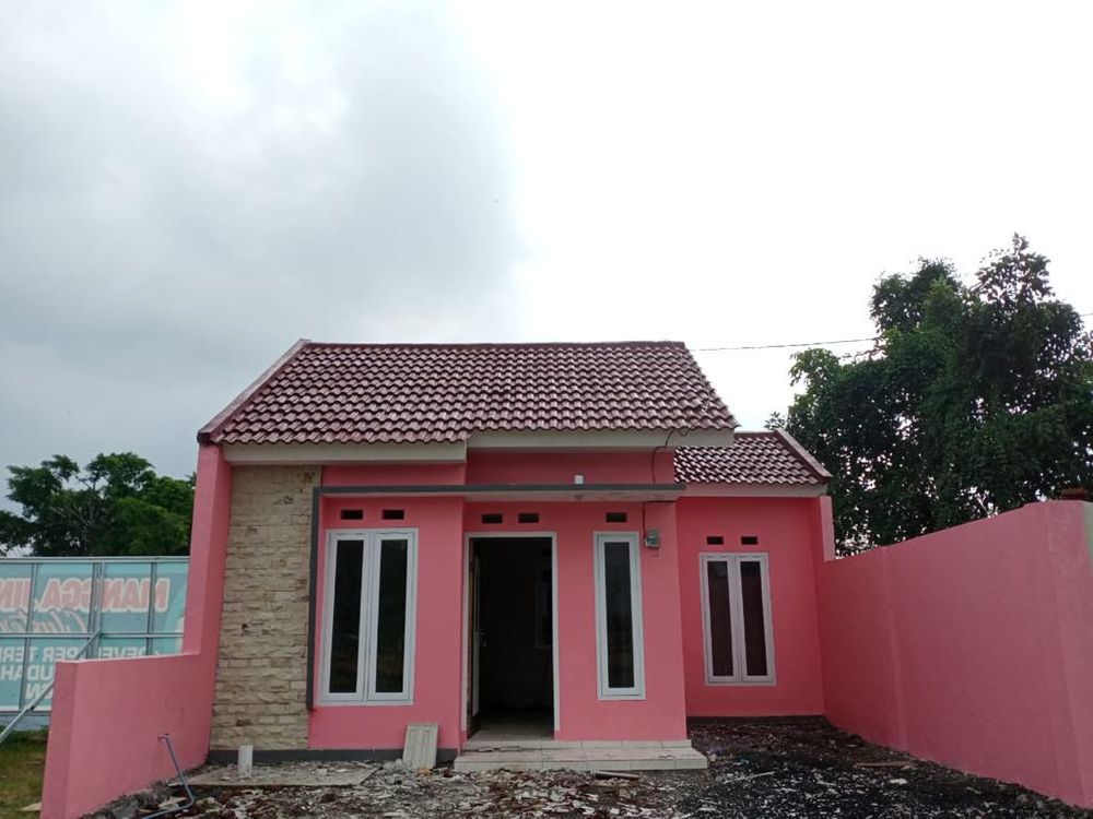 foto tampak rumah tipe 38 m2 perumahan MANGGA JINGGA CLUSTER