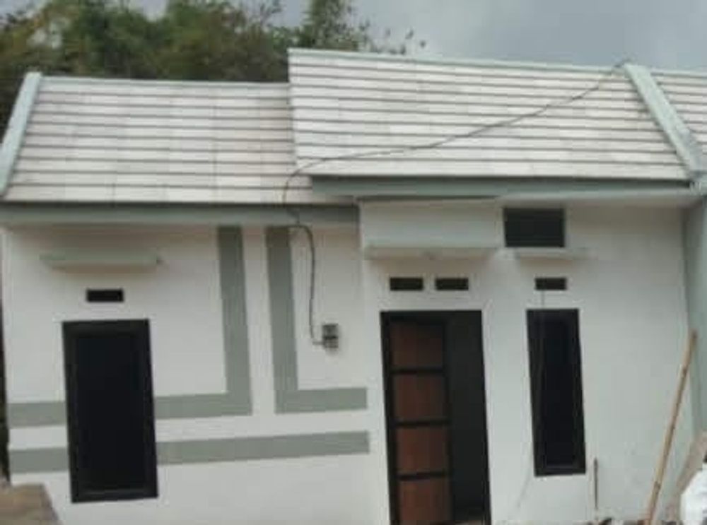 foto tampak rumah tipe 30 perumahan PERUMAHAN SIDOMEKAR REGENCY