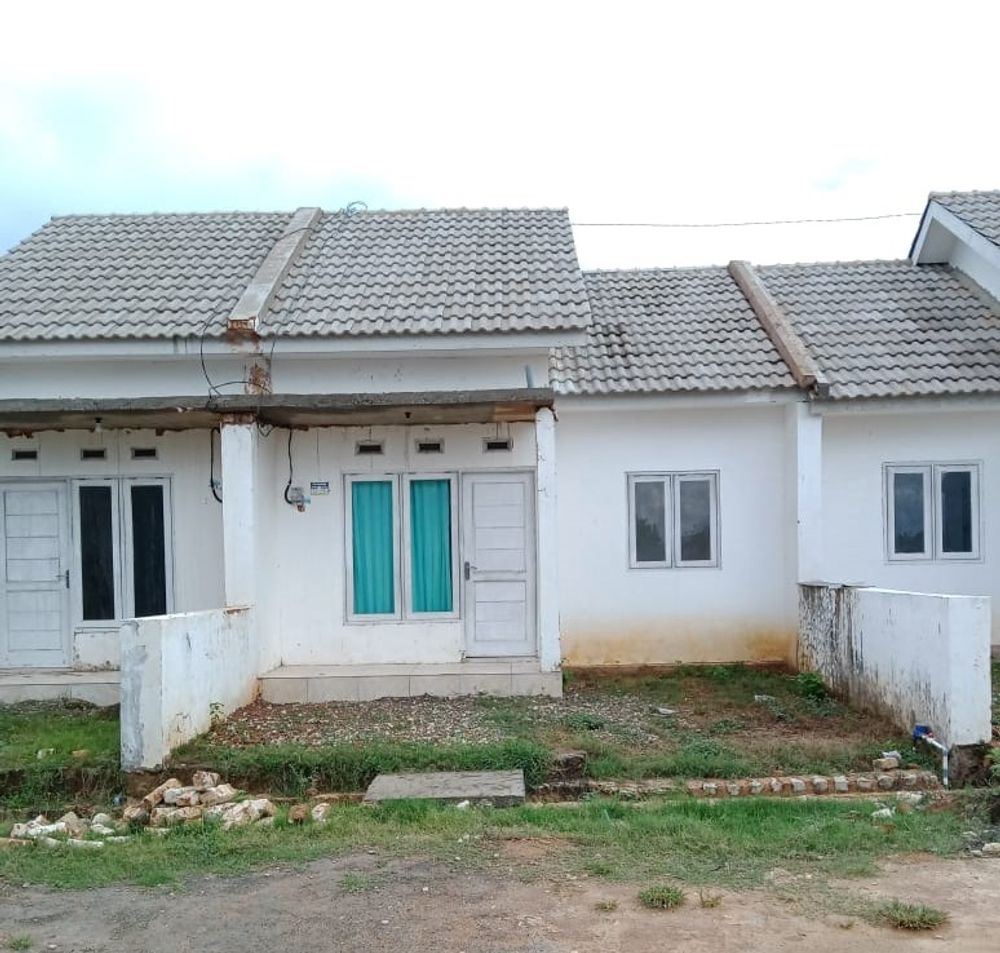 foto tampak rumah tipe 36 perumahan Griya Bukit Mas 1