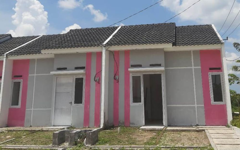 foto tampak rumah tipe 30/60 perumahan green walantaka
