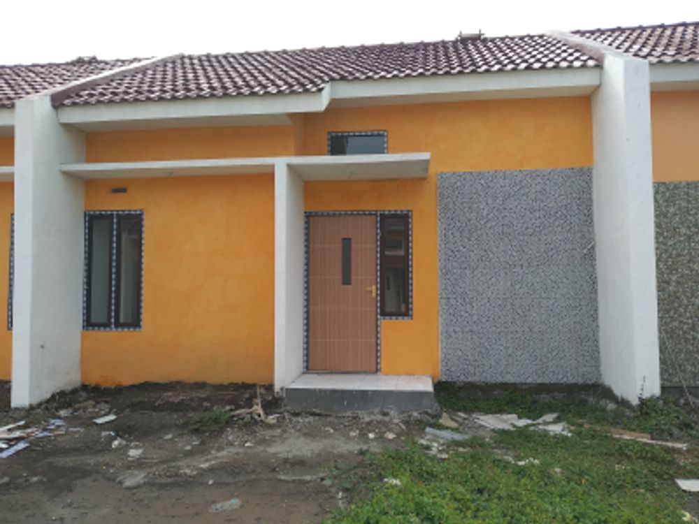 foto tampak rumah tipe B 30 perumahan HARMONY ALAM SOOKO