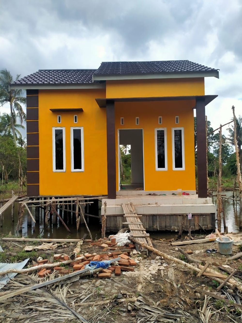 foto tampak rumah tipe 36 perumahan ASMAN PESONA
