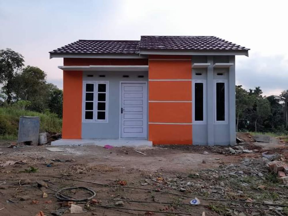 foto tampak rumah tipe BLOK A perumahan Alyssa Residence