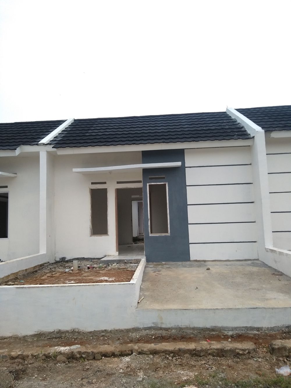 foto tampak rumah tipe 30/60 perumahan Bumi Mutiara Asri