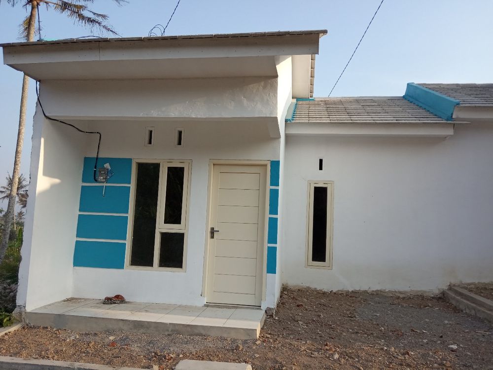 foto tampak rumah tipe 36 perumahan Puri Amartha