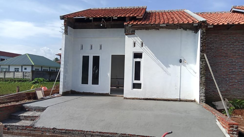 foto tampak rumah tipe B 36 perumahan JOYO TENTREM ASRI