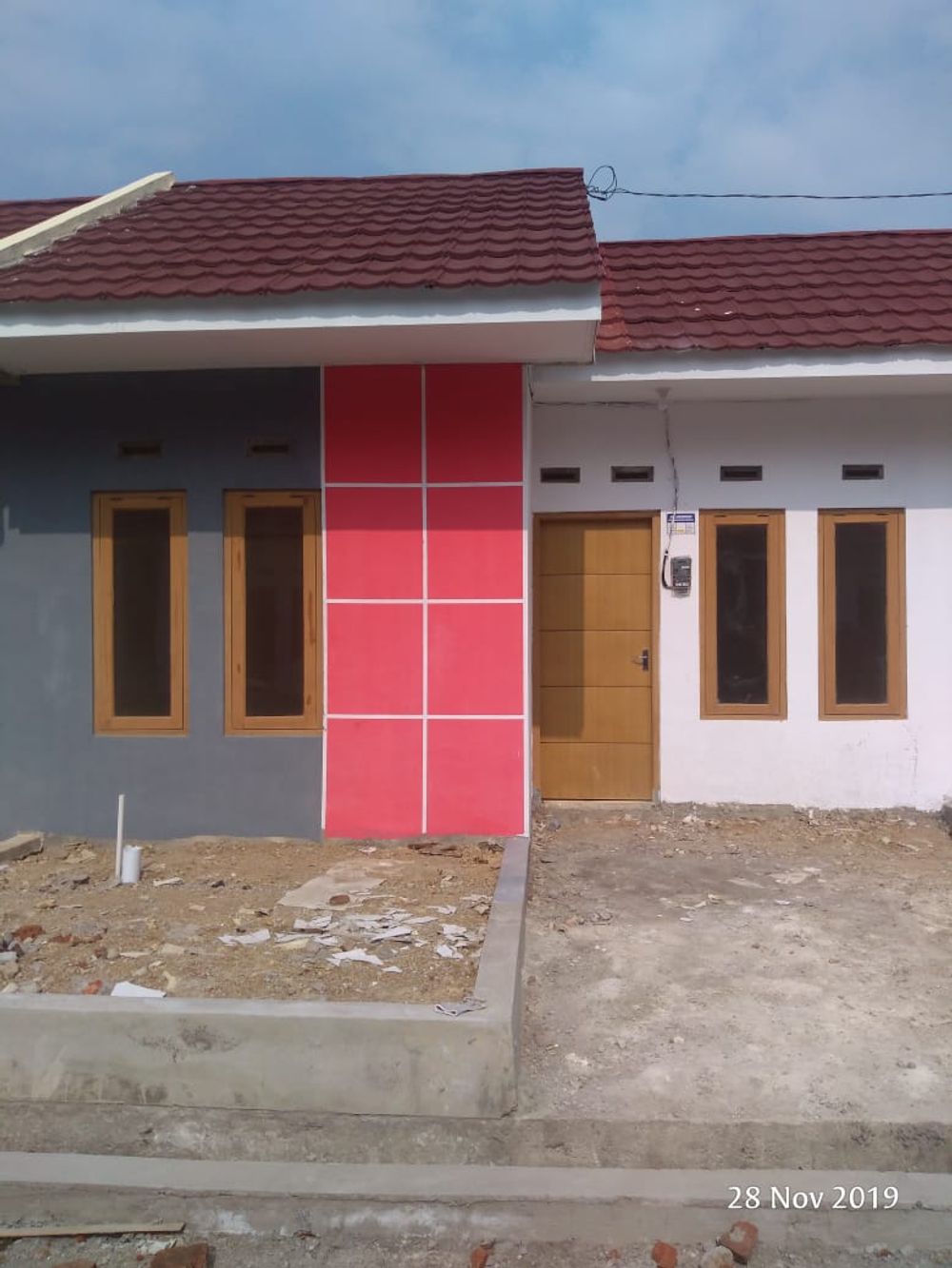 foto tampak rumah tipe 32/68 perumahan BUMI CENGKLIK ASRI