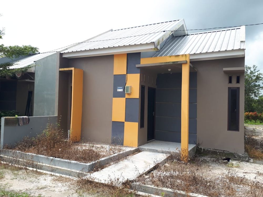 foto tampak rumah tipe 36 subsidi perumahan Pakuwon Indah 1