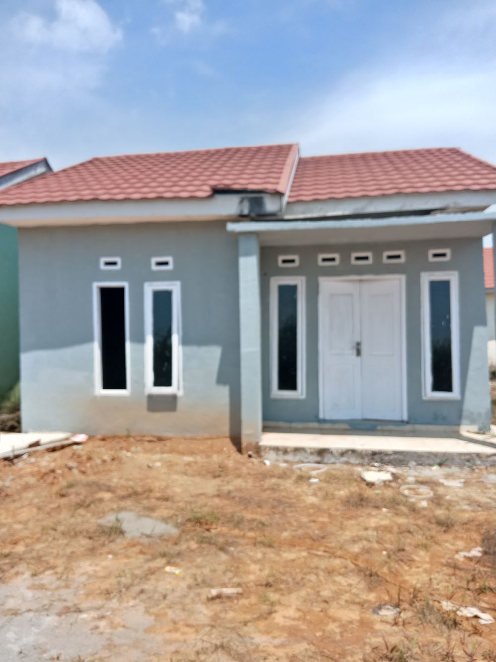 foto tampak rumah tipe 45 perumahan MERAWAN 2