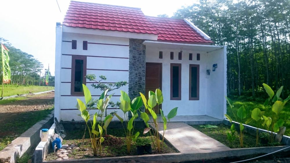 foto tampak rumah tipe 36/66 perumahan Bukit Alamanda