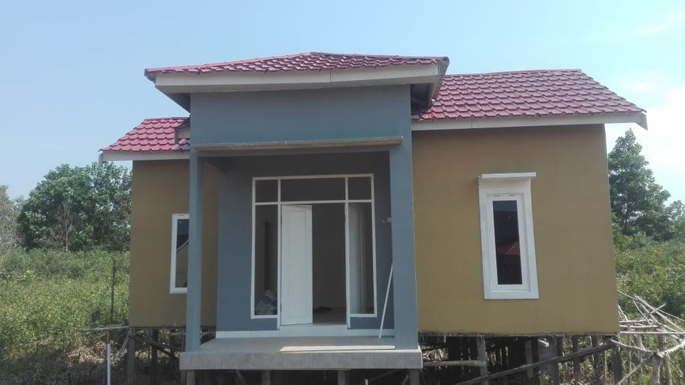 foto tampak rumah tipe Standart A - Ulin perumahan BORNEO JAYA RESIDENCE